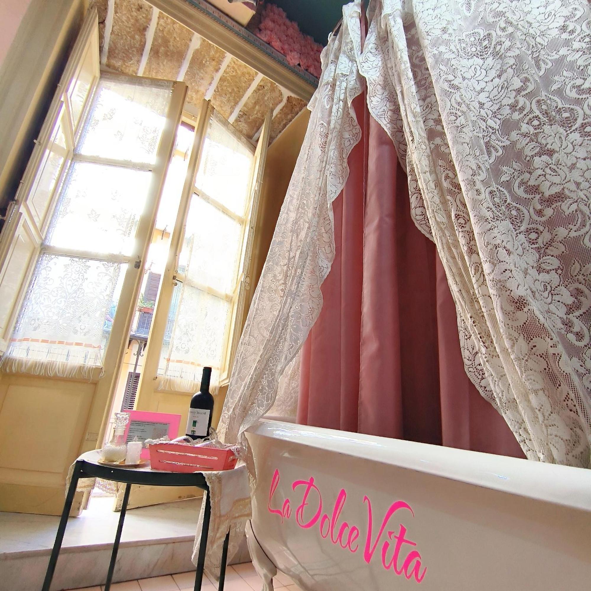 Vittorio Emanuele Rooms Di Prinzi パレルモ エクステリア 写真