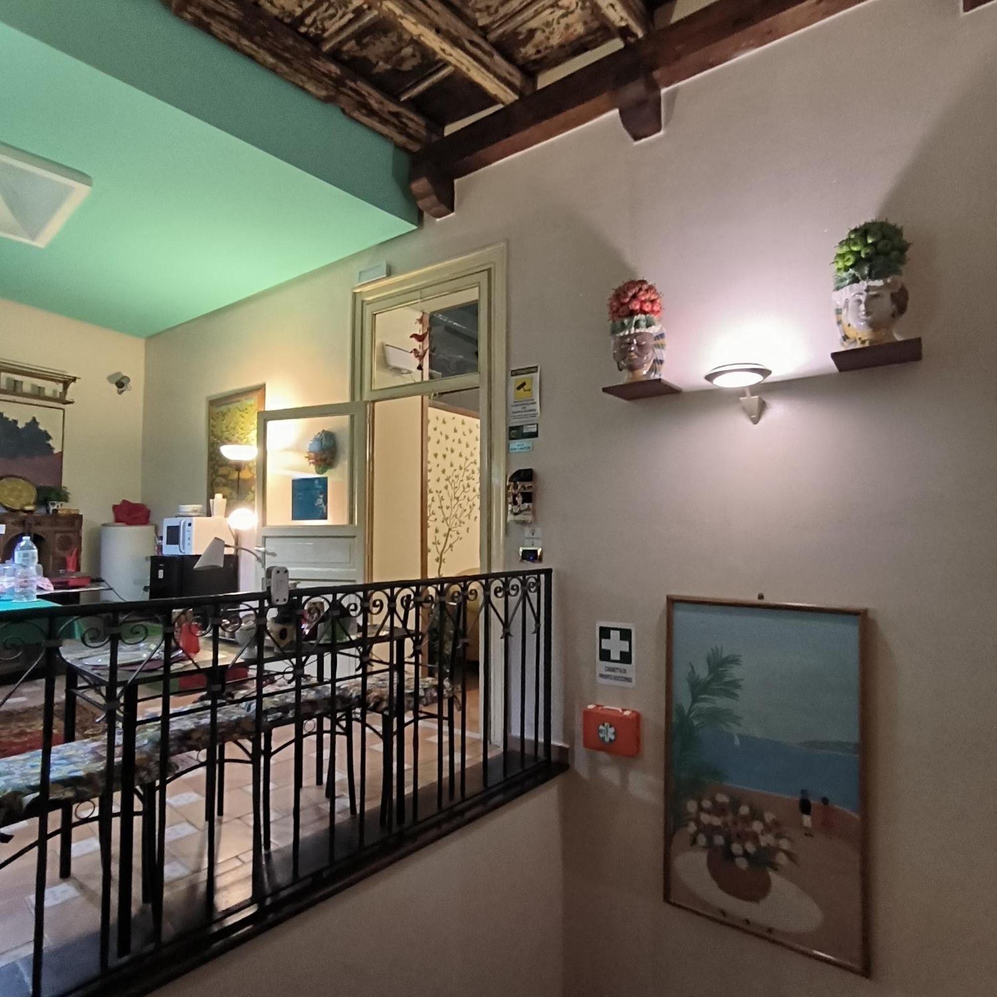 Vittorio Emanuele Rooms Di Prinzi パレルモ エクステリア 写真